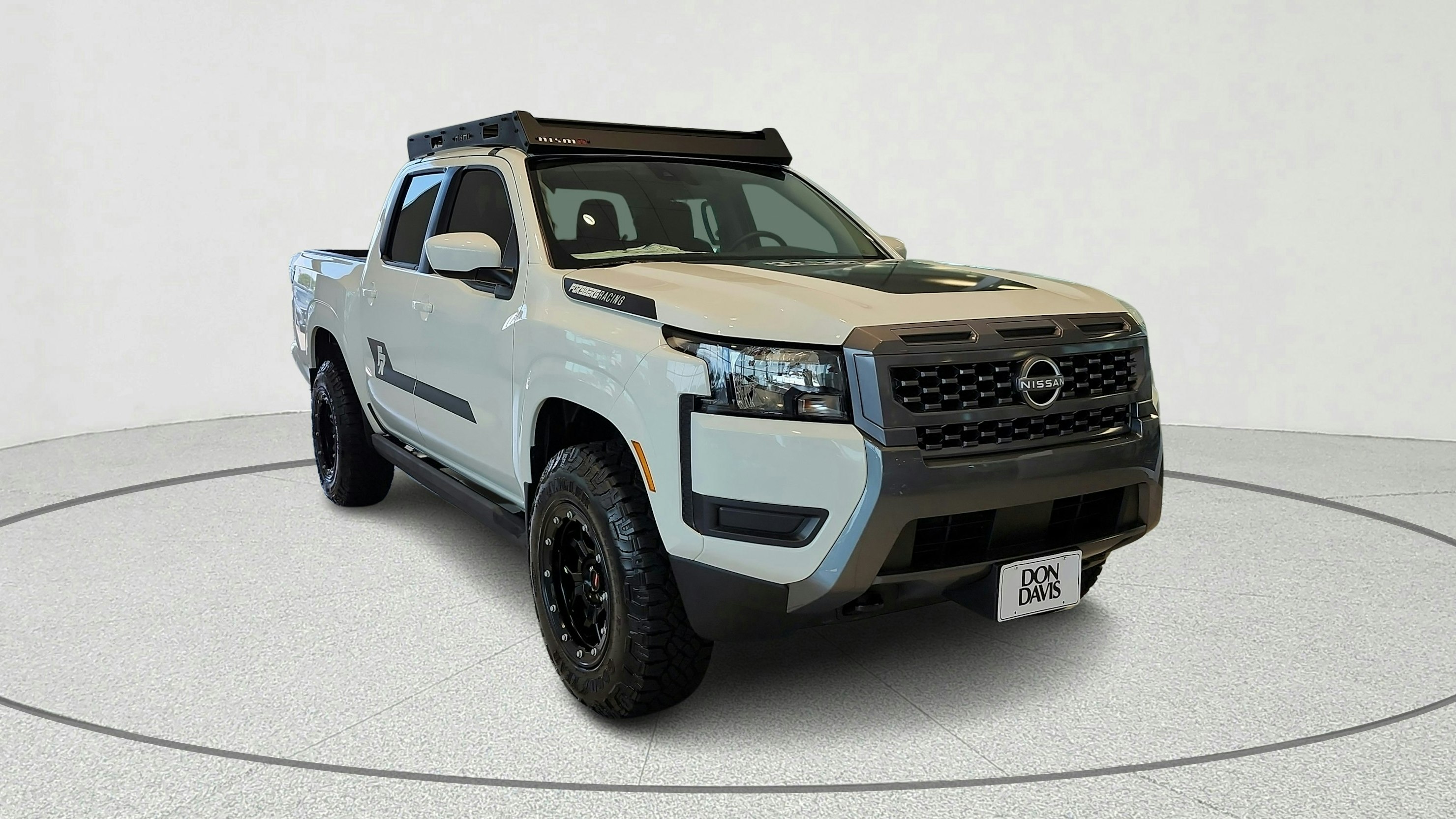 2025 Nissan Frontier SV photo 2