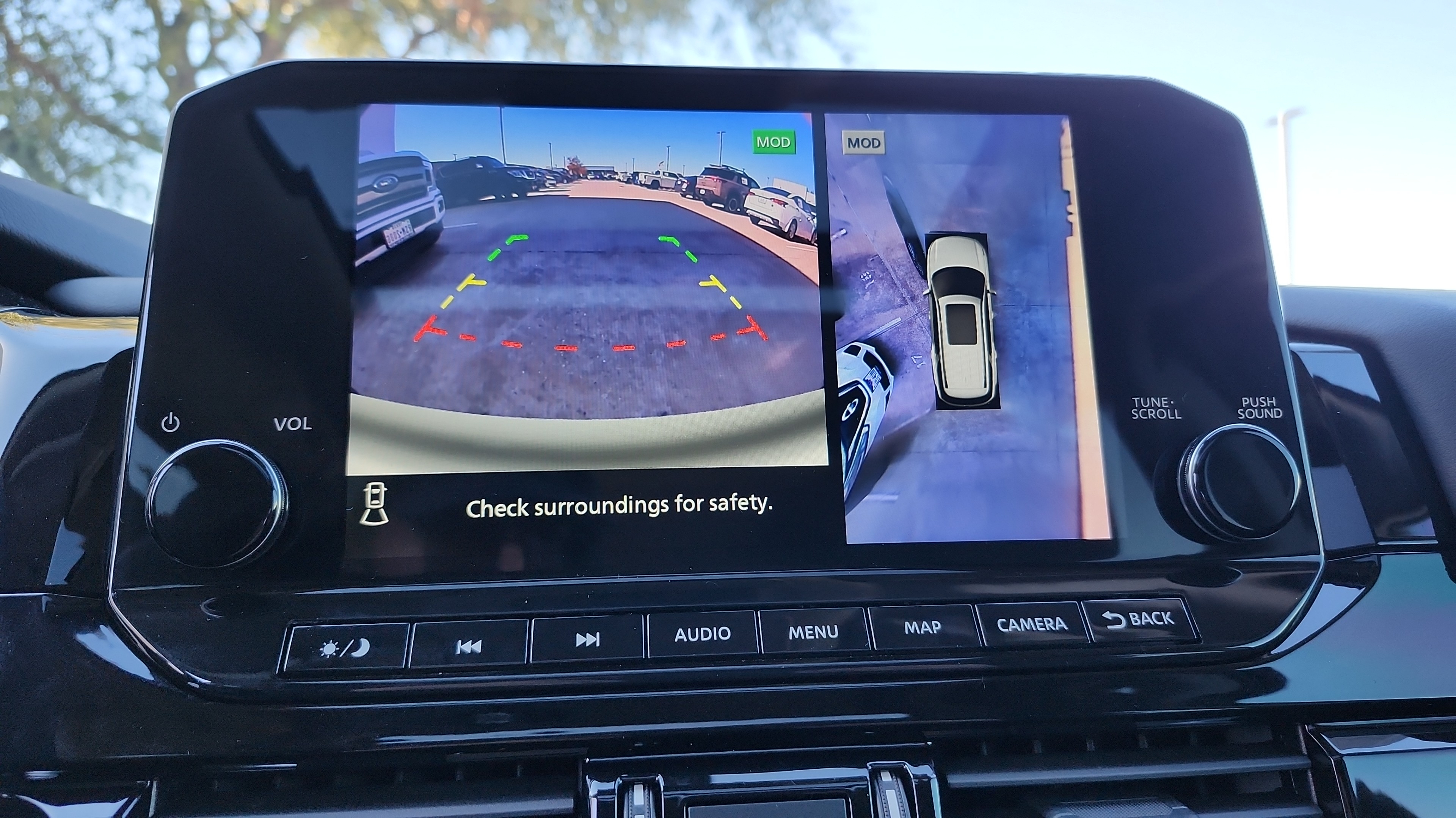 New Brilliant Silver Metallic 2025 Nissan Pathfinder SL for Sale