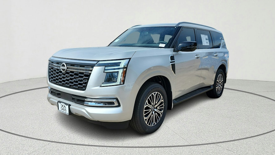2025 Nissan Armada SL photo 2