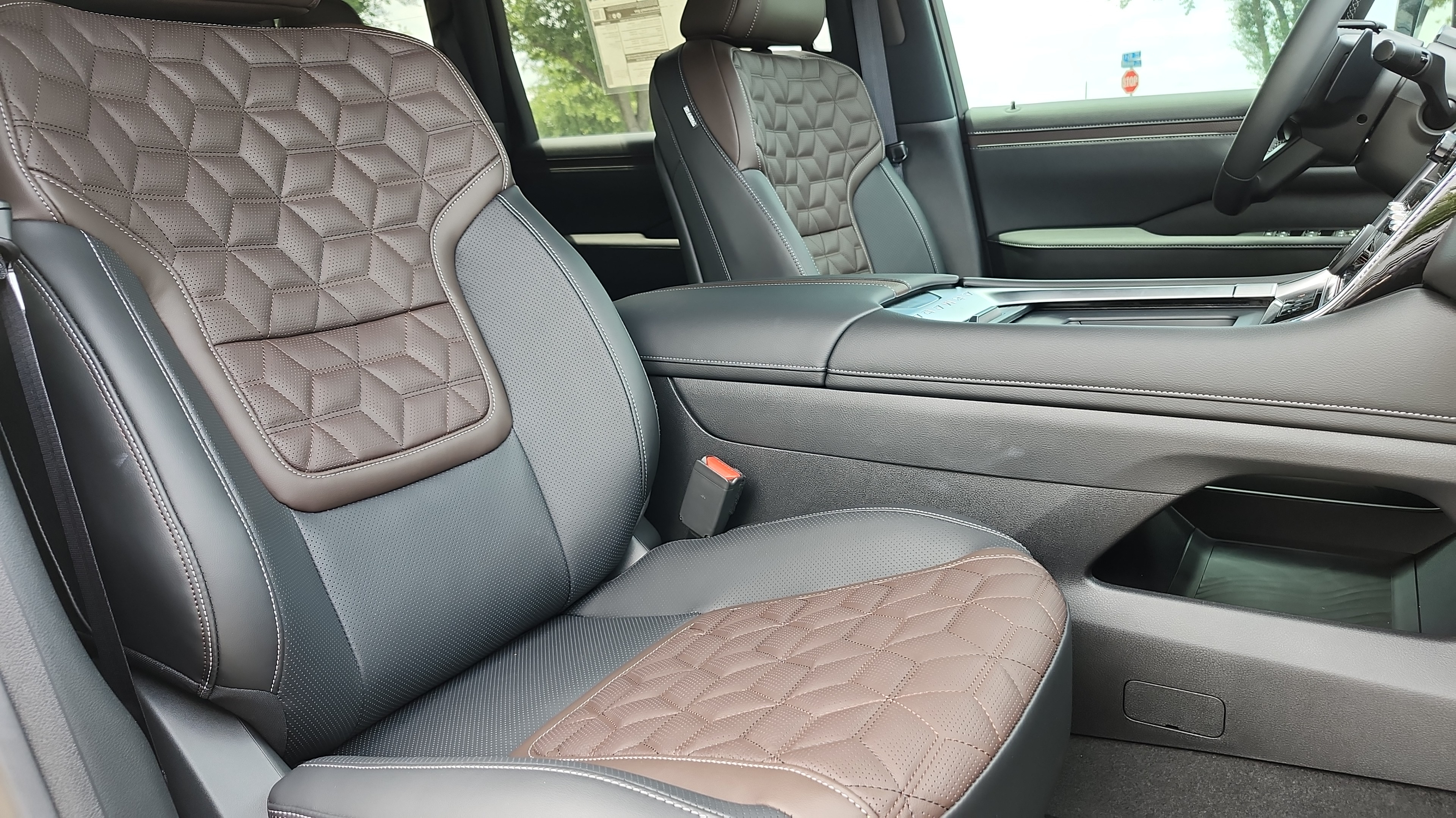 New Deep Ocean Blue Pearl 2025 Nissan Armada Platinum Reserve for